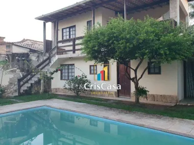 Casa com 3 Quartos à venda, 140m² no Extensão do Bosque, Rio das Ostras
