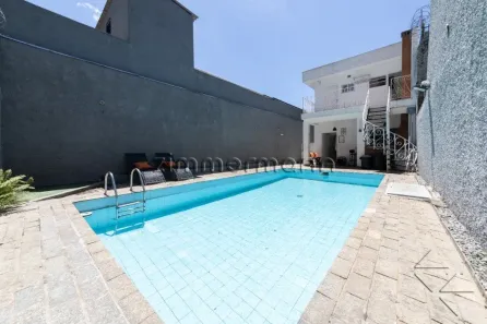 Sobrado com 5 Quartos à venda, 262m² no Água Branca, São Paulo