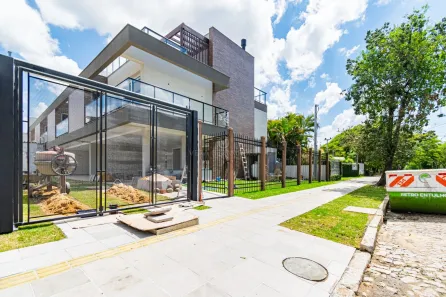 Casa de Condomínio com 3 Quartos à venda, 306m² no Vila Assunção, Porto Alegre