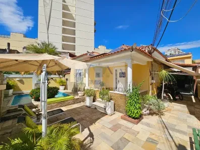 Casa com 5 Quartos à venda, 300m² no Santa Rosa, Niterói