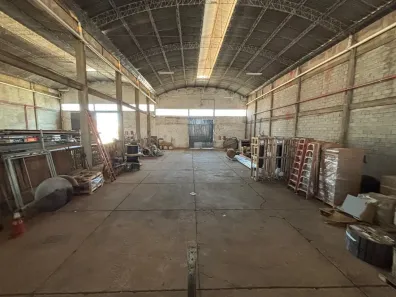 Galpão/Depósito/Armazém para alugar, 1647m² no Vila Industrial, Anápolis