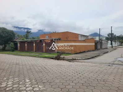 Casa com 6 Quartos à venda, 185m² no Balneário Gardem Mar, Caraguatatuba