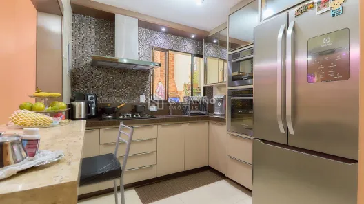 Sobrado com 3 Quartos à venda, 125m² no Hauer, Curitiba