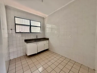 Apartamento com 2 Quartos para alugar, 75m² no Marapé, Santos