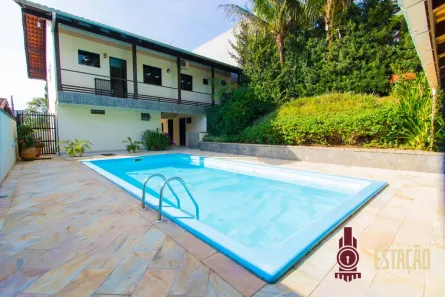 Casa com 3 Quartos à venda, 235m² no Fortaleza, Blumenau