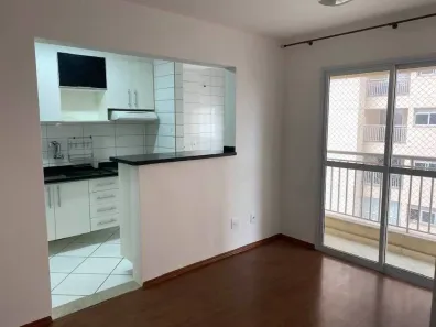 Apartamento com 2 Quartos para alugar, 51m² no Vila Metalúrgica, Santo André