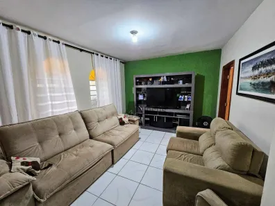Sobrado com 5 Quartos à venda, 230m² no Jardim Ana Emilia, Taubaté