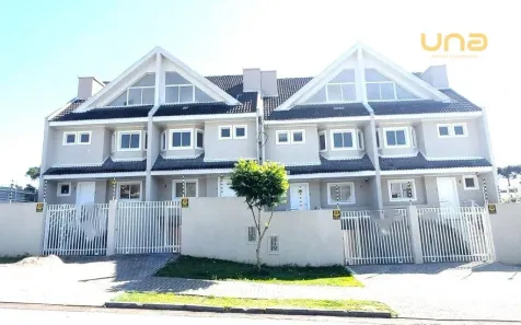 Sobrado com 3 Quartos à venda, 195m² no Uberaba, Curitiba