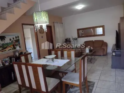 Casa com 3 Quartos à venda, 130m² no Praça Seca, Rio de Janeiro