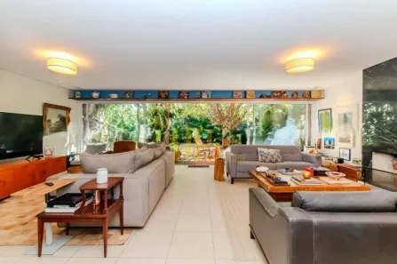 Casa com 3 Quartos à venda, 240m² no Jardim Paulistano, São Paulo