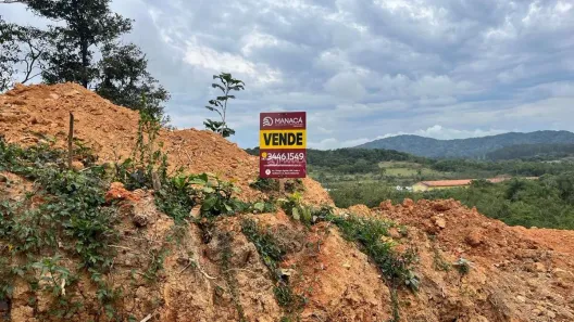 Lote/Terreno à venda, 302m² no Tabuleiro, Barra Velha