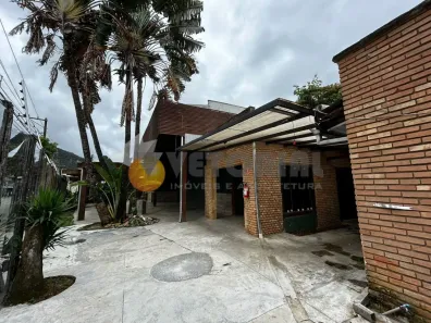 Ponto Comercial para alugar, 338m² no Centro, Caraguatatuba