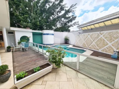 Sobrado com 4 Quartos à venda, 291m² no Jardim Campo Grande, São Paulo