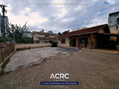 Casa com 4 Quartos para alugar, 218m² no Vila Nova, Blumenau