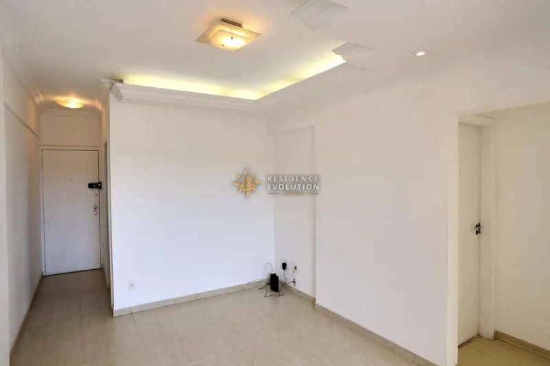Apartamento com 3 quartos — Santa Efigênia, Belo Horizonte