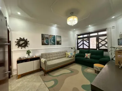 Casa com 2 Quartos à venda, 101m² no Real, Praia Grande