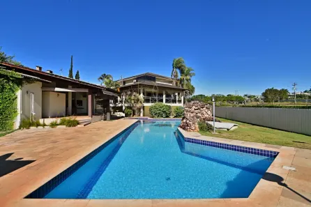 Casa de Condomínio com 5 Quartos para alugar, 1100m² no Park Way, Brasília