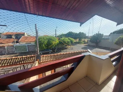 Casa com 3 Quartos para alugar, 125m² no Jardim São Roque, Americana