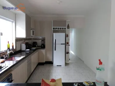 Sobrado com 3 Quartos à venda, 206m² no Jardim São José Leste, São José dos Campos