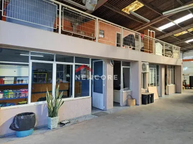 Galpão/Depósito/Armazém à venda, 562m² no Humaitá, Porto Alegre