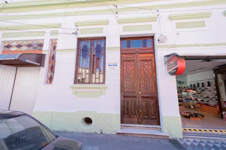 Casa com 3 Quartos para alugar, 315m² no Centro, Pelotas