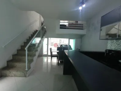 Sobrado com 3 Quartos à venda, 220m² no Vila Gomes Cardim, São Paulo