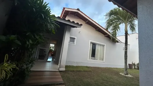 Casa de Condomínio com 3 Quartos à venda, 235m² no Pedra do Descanso, Feira de Santana