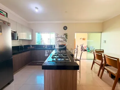Casa com 3 Quartos à venda, 169m² no Jardim Europa I e II, Anápolis