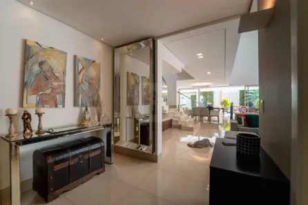 Casa de Condomínio com 3 Quartos à venda, 420m² no Jardim Sul, Uberlândia