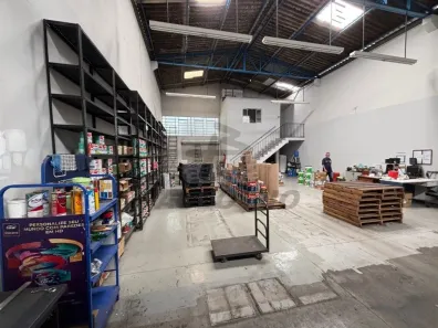Galpão/Depósito/Armazém à venda, 445m² no Centro, Santo André