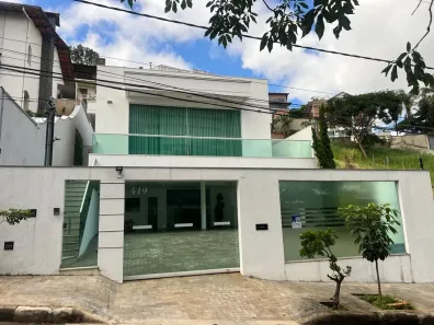 Casa com 2 Quartos à venda, 220m² no Santa Lúcia, Belo Horizonte