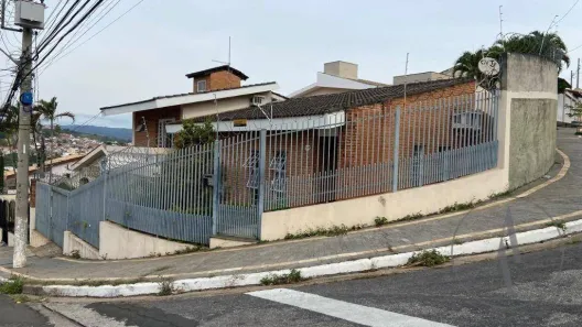 Casa com 3 Quartos à venda, 330m² no Jardim Paraíso, Votorantim