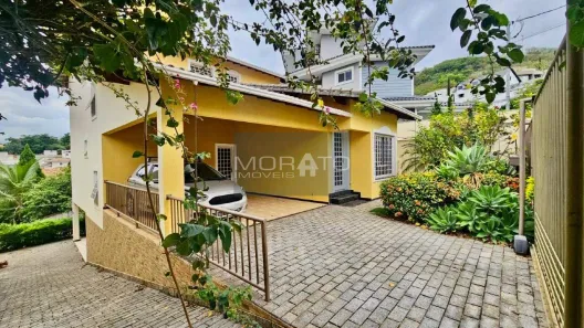 Casa com 4 Quartos à venda, 246m² no Paquetá, Belo Horizonte