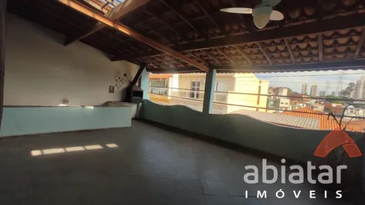 Sobrado com 3 Quartos à venda, 236m² no Jardim Pazini, Taboão da Serra