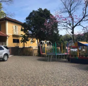 Casa com 5 Quartos à venda, 230m² no Castelanea, Petrópolis