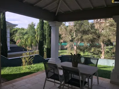 Casa de Condomínio com 4 Quartos à venda, 300m² no Jardim Paiquerê, Valinhos