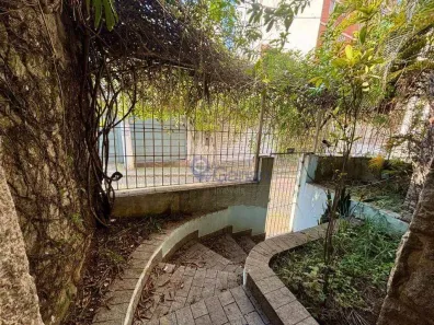 Casa com 8 Quartos à venda, 240m² no Vila Mariana, São Paulo