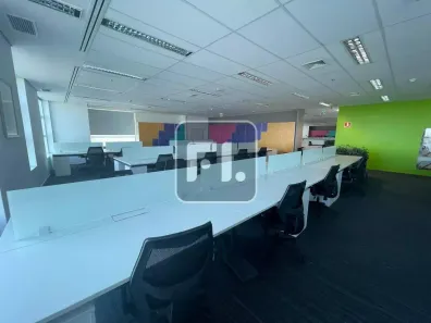 Sala Comercial para alugar, 2100m² no Pinheiros, São Paulo