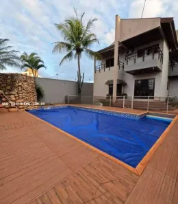 Casa com 4 Quartos à venda, 450m² no Brasília, Londrina