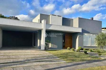 Casa de Condomínio com 3 Quartos à venda, 200m² no Vila Nova, Porto Alegre