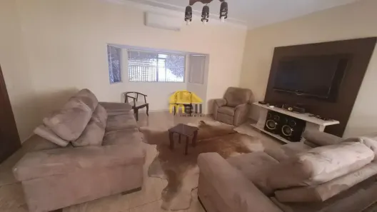 Casa com 4 Quartos à venda, 253m² no Parque Residencial Funada, Presidente Prudente