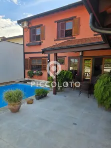 Sobrado com 4 Quartos à venda, 262m² no Vila Nogueira, Campinas