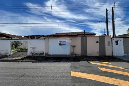 Casa com 2 Quartos à venda, 116m² no Jardim Xangrilá, Registro