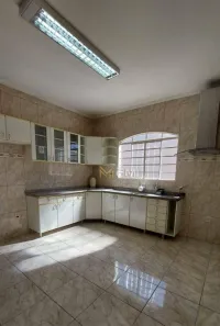 Casa com 4 Quartos para venda ou aluguel, 186m² no Jardim Rosolém, Hortolândia