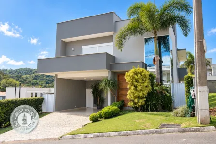 Casa com 3 Quartos à venda, 270m² no Itoupava Central, Blumenau