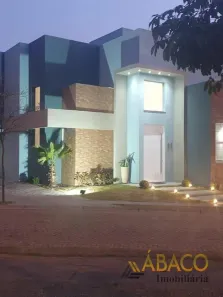 Sobrado com 3 Quartos à venda, 240m² no Parque Sisi, São Carlos