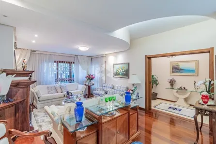 Casa com 4 Quartos à venda, 310m² no Ipanema, Porto Alegre