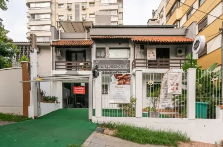 Imóvel Comercial com 6 Quartos para alugar, 287m² no Bela Vista, Porto Alegre