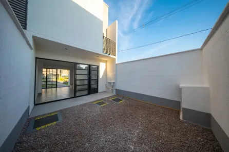 Casa de Condomínio com 2 Quartos à venda, 70m² no Ponta Negra, Manaus