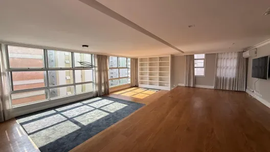 Apartamento com 3 Quartos para alugar, 240m² no Cerqueira César, São Paulo